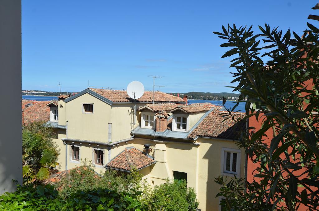 Sea View House Olja Ровин Стая снимка